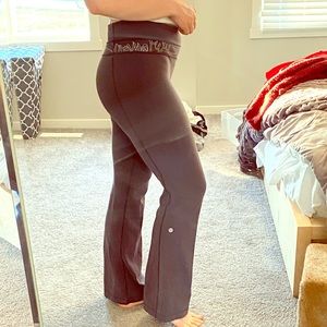 Lululemon stretchy pants